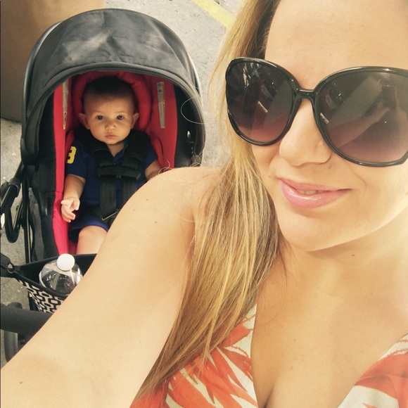 Meet your Posher, Dorina - Picture 1 of 1